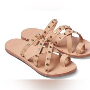 Beek lory toe loop all leather sandals 9